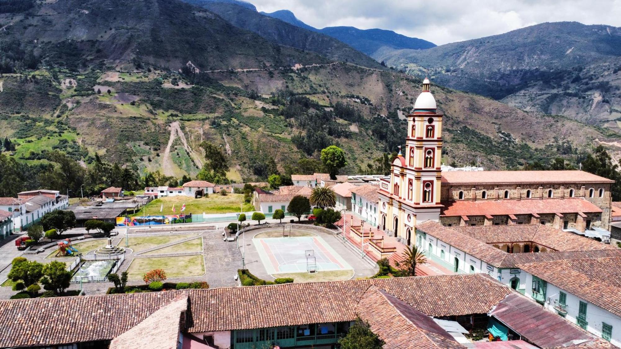 Hostal El Caminante El Cocuy Buitenkant foto